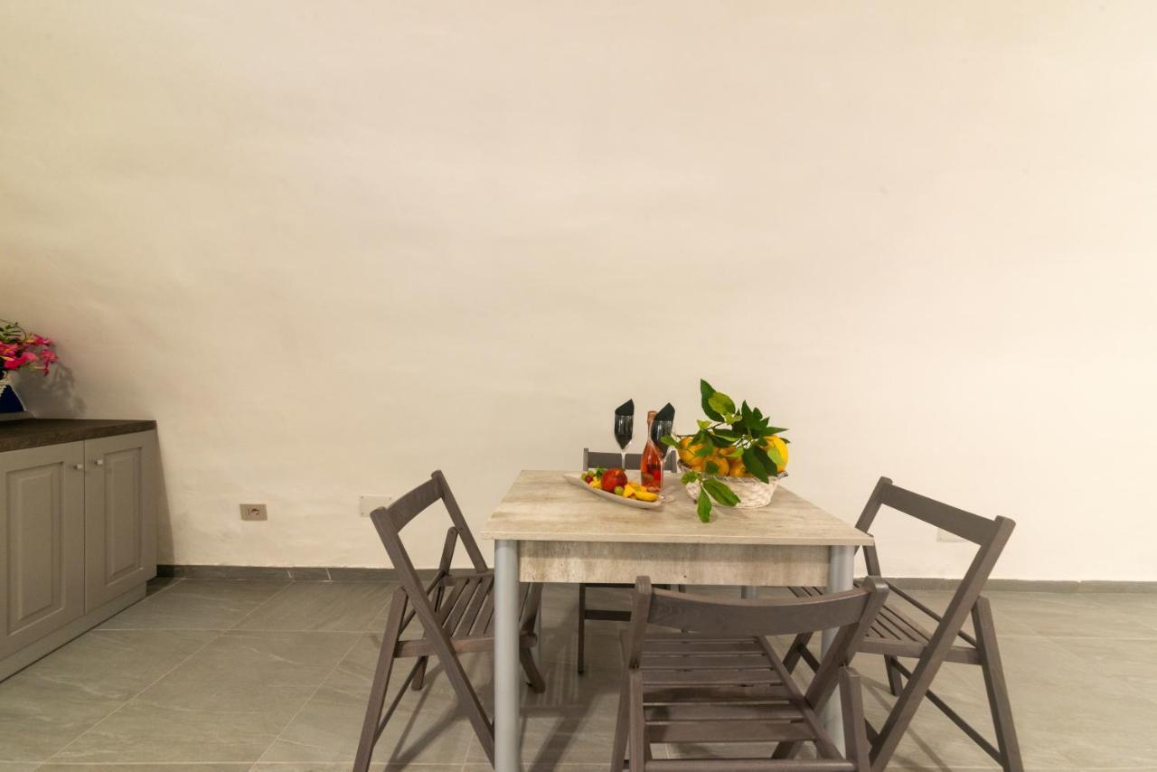 Centro Storico Apartment Procida Exteriör bild